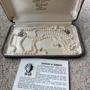 Cultured Pearl Necklace Set - Elegant White